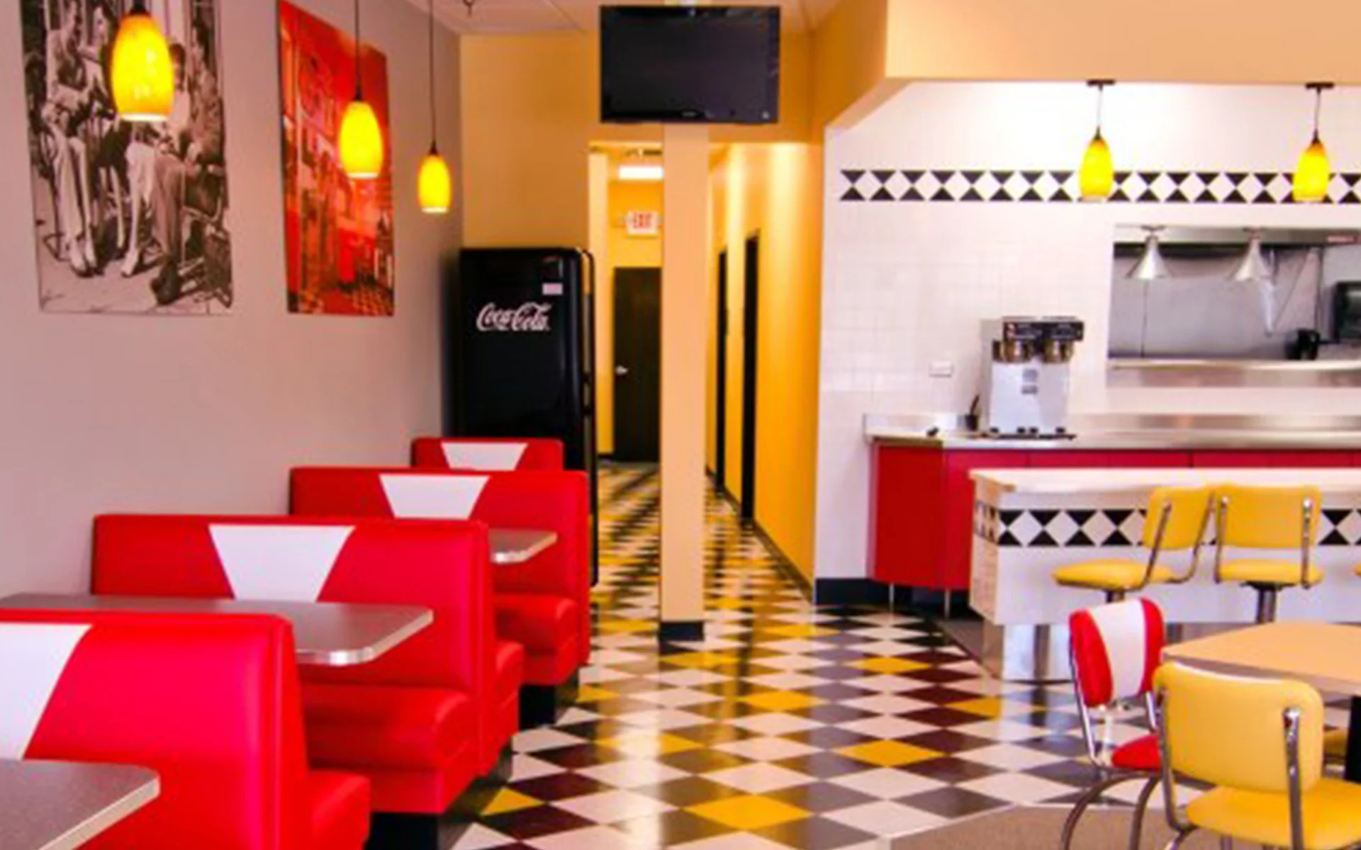 Inside Ze's Diner Woodbury